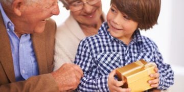 6 Tips for Buying Holiday Gifts for the Grandkids